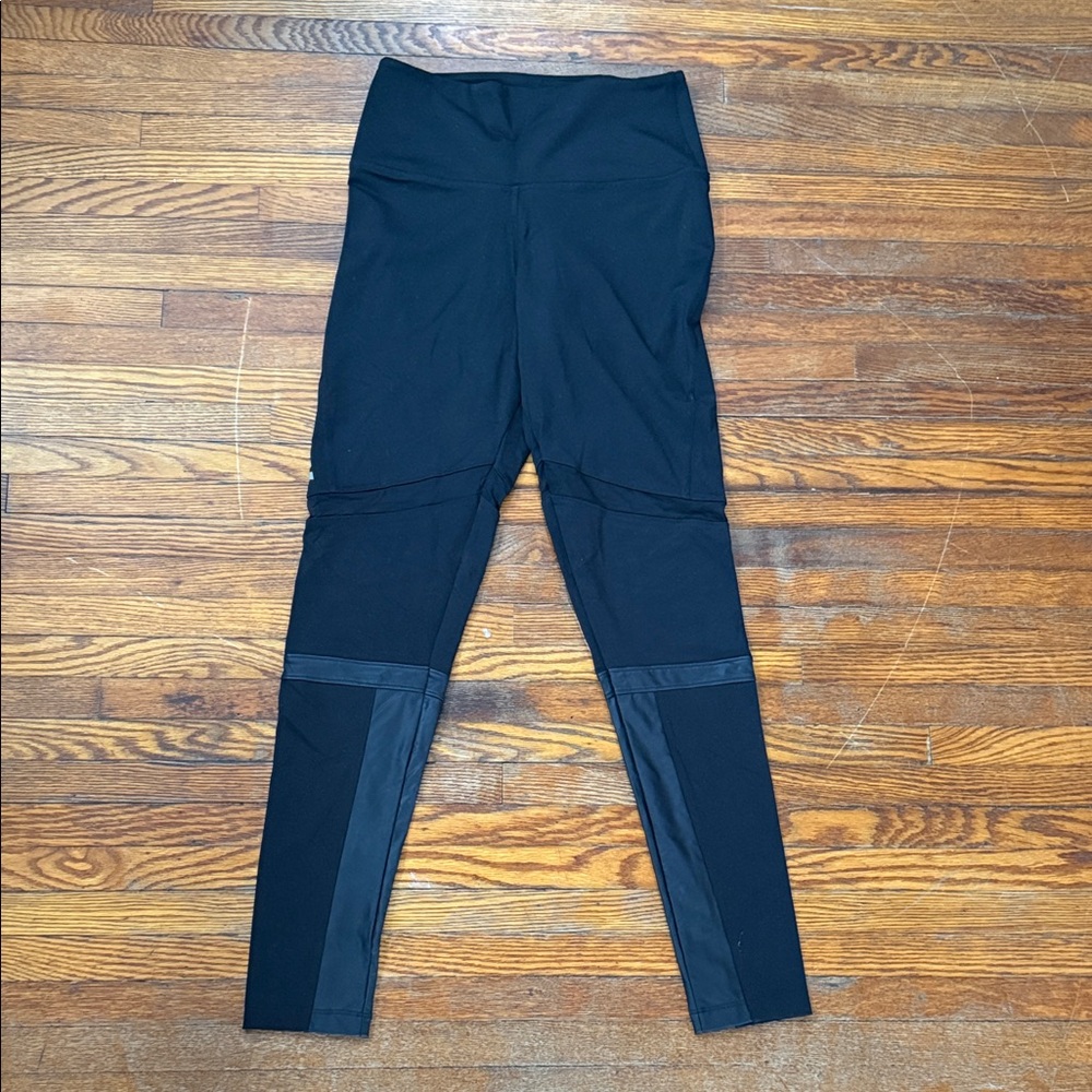 PINK Victoria's Secret Black Leggings